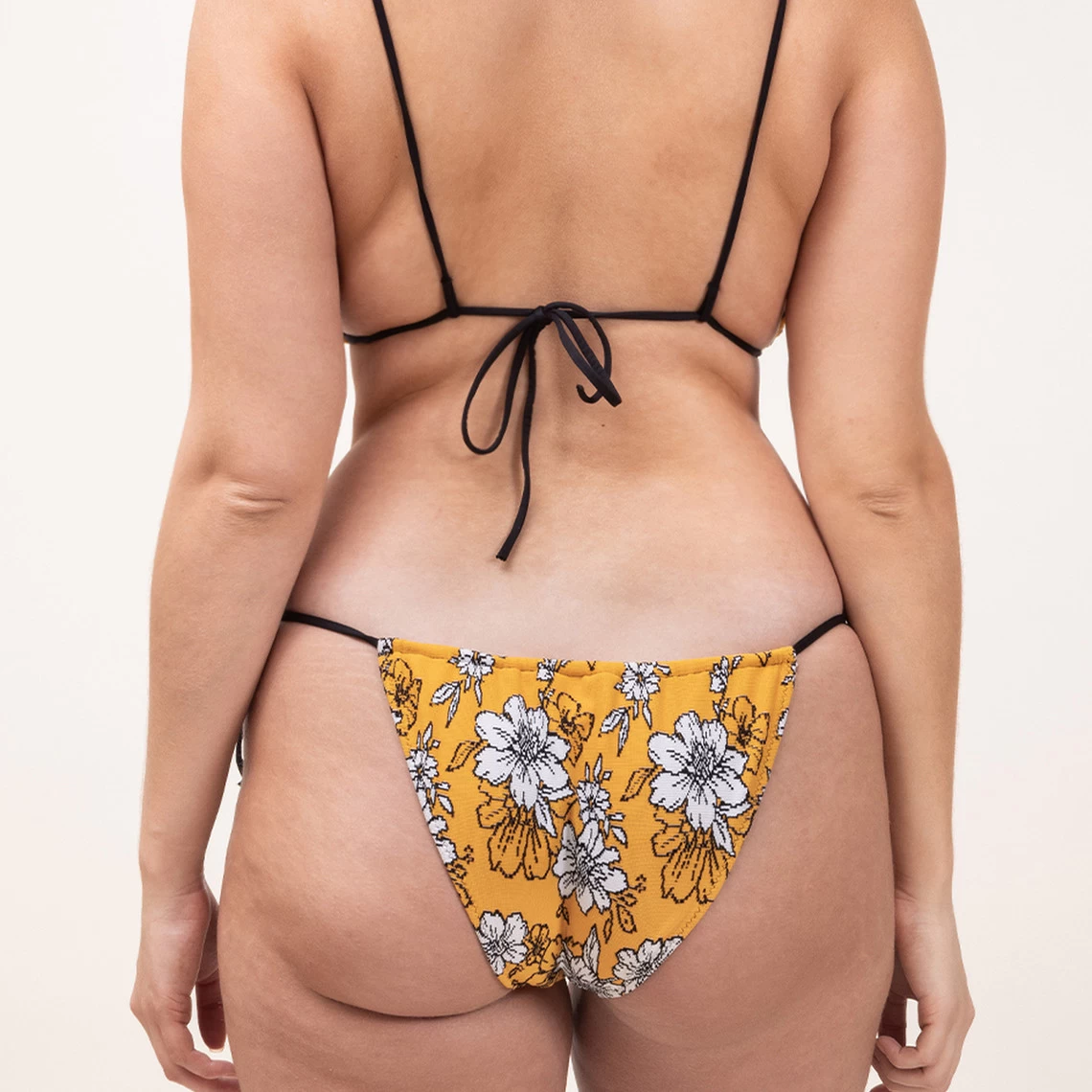 Triangle - Jaune Pool Day | 3 SUISSES – Image 4